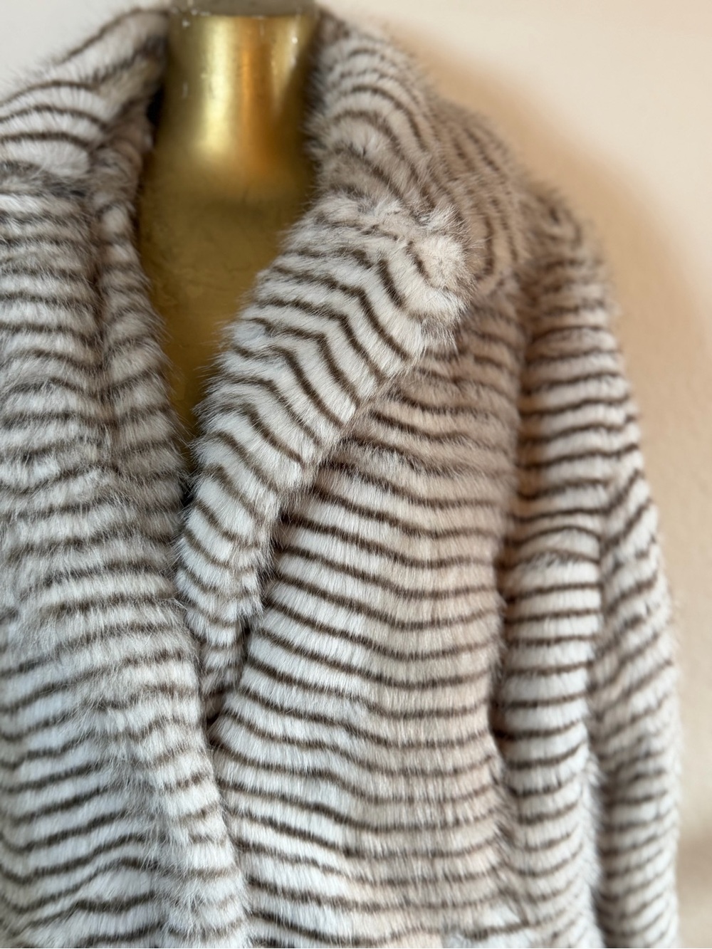 PrettyLittleThing Cream & Gray Striped Teddy Jacket